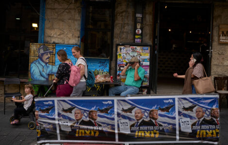 Netanyahu and top rival face postelection choices that could redefine Israeli politics